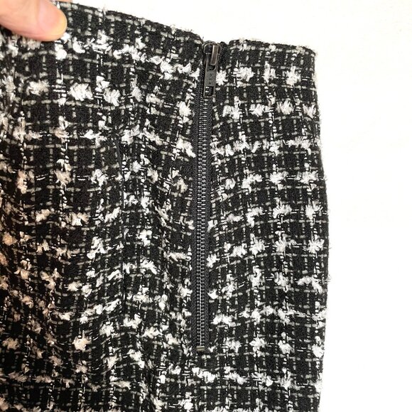 Halogen Tweed Pencil Skirt Classic Black White Knee Length Lined Size 8 - Picture 4 of 13